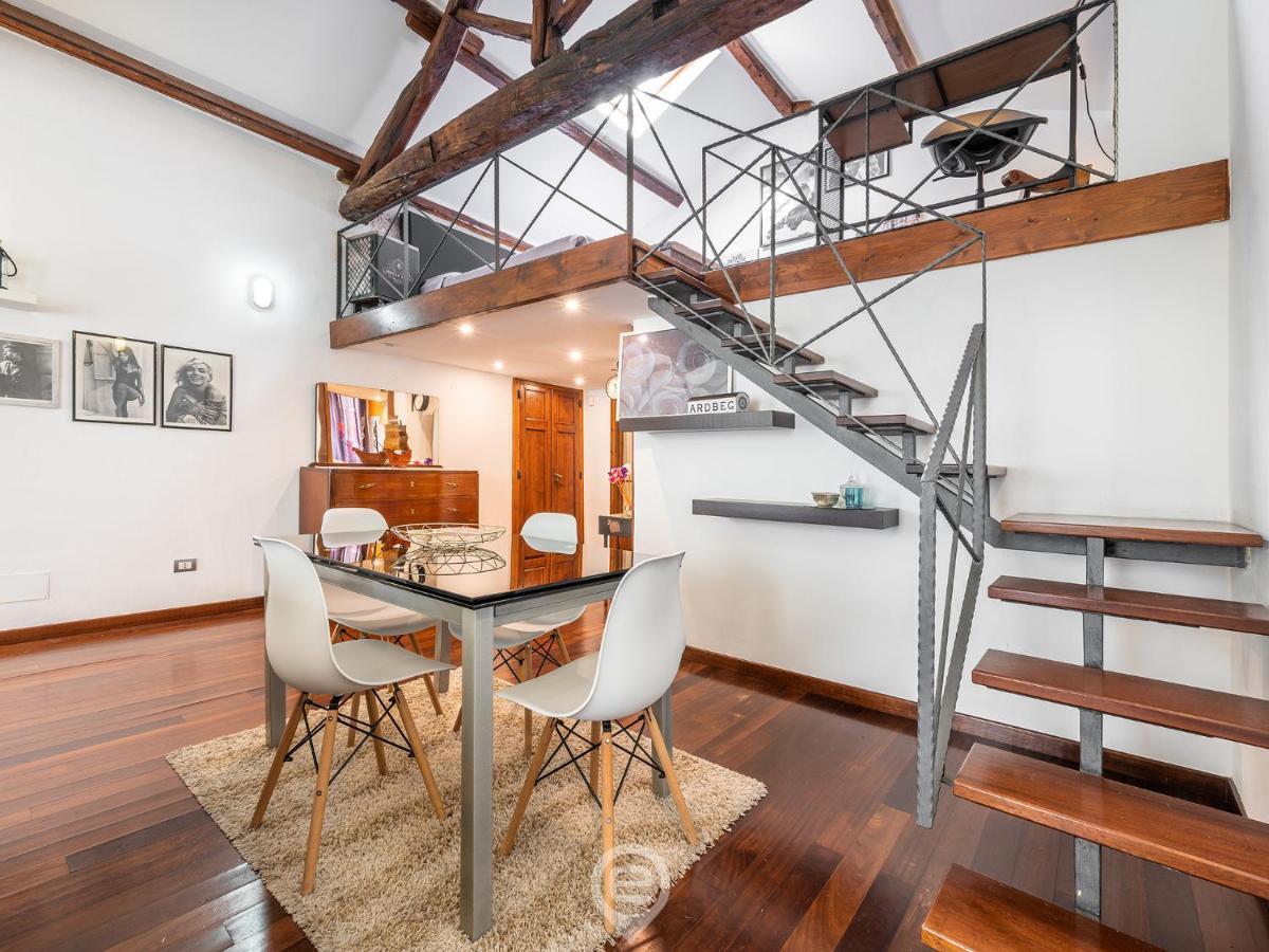 Loft Corso 86 Apartment Cagliari Bagian luar foto