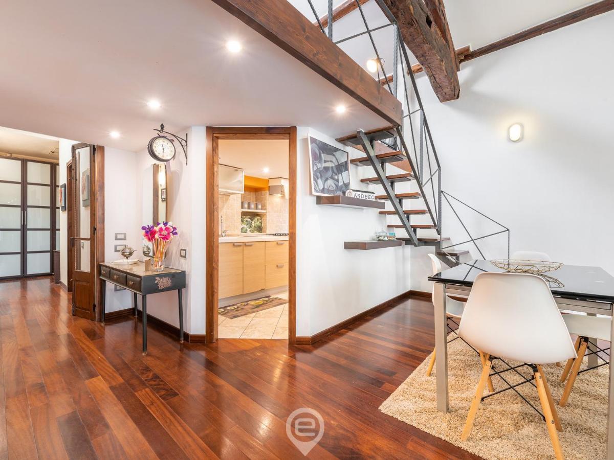 Loft Corso 86 Apartment Cagliari Bagian luar foto